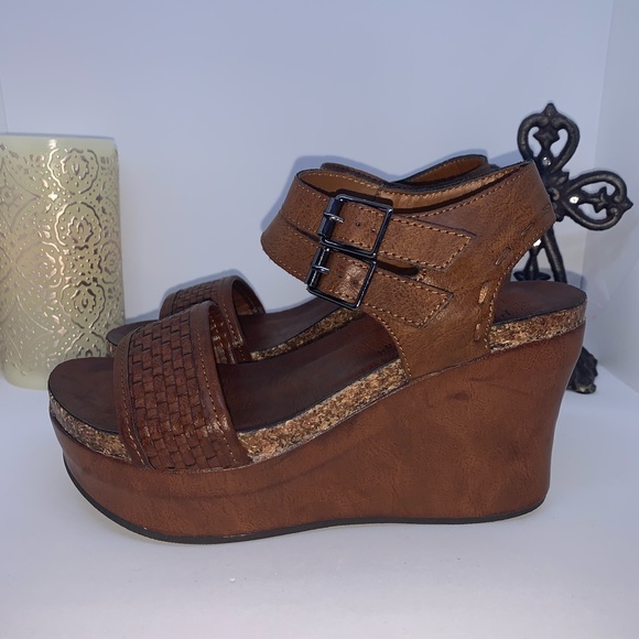 WHISKEY brown basket weave platform wedges New in box NIB 6.5 7.5 8 8.5 9 - Picture 4 of 8